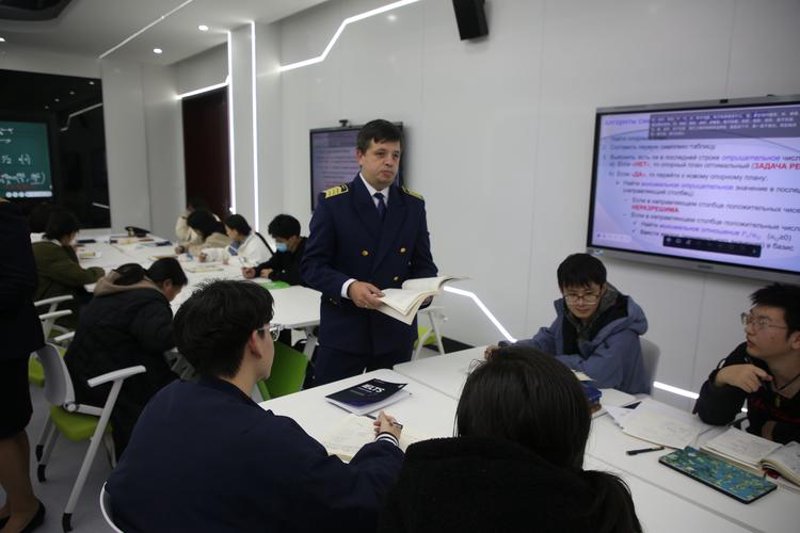 365外教网：成为语言学习的新引擎